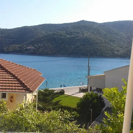 Apartment Porto Poros Mikros Gialos