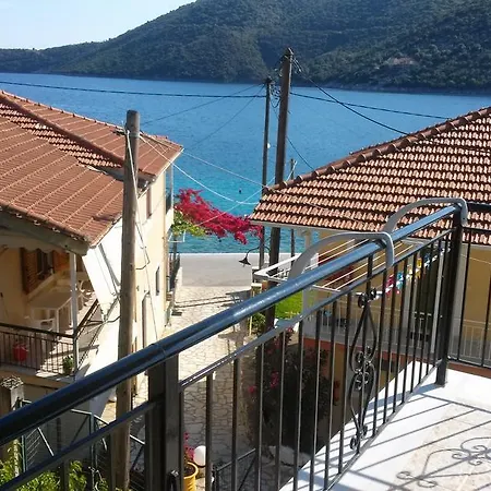 公寓 Porto Poros *