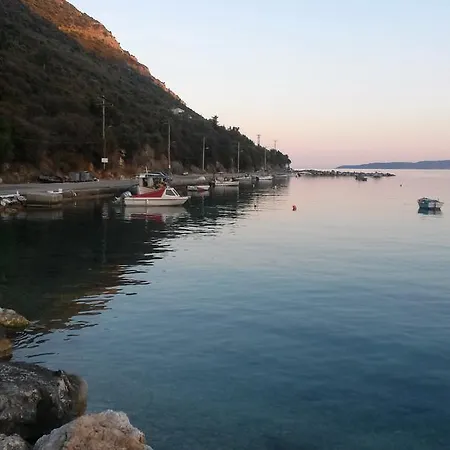 Porto Poros Mikros Gialos