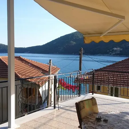 公寓 Porto Poros *