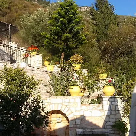 Апартаменты Porto Poros *
